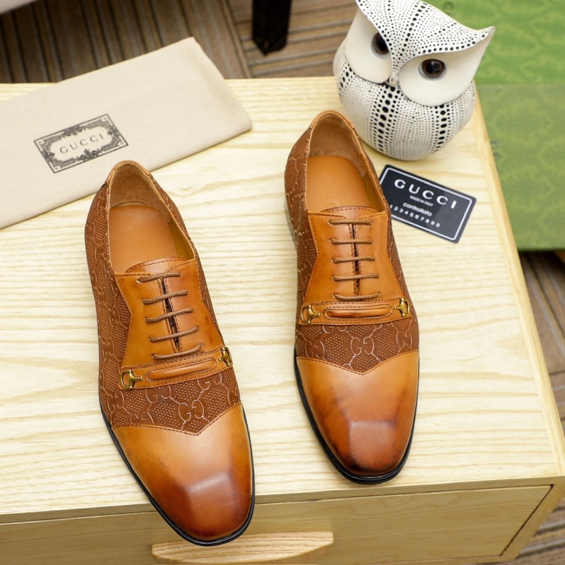G*u*i leather shoes